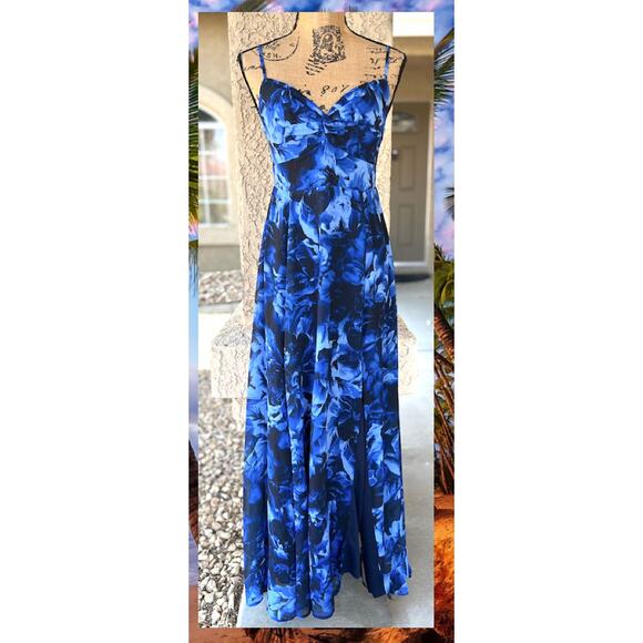 Lulus Beautiful Soul Blue Floral Print Twist-Front Maxi Dress Size M - Picture 3 of 11